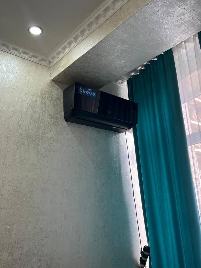 2-Room Apartment Mossovet Bisjkek Buitenkant foto